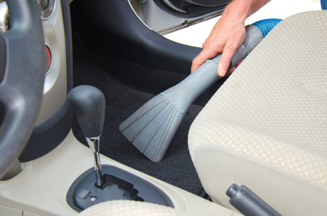 Les 10 taches les plus tenaces à nettoyer sur votre voiture